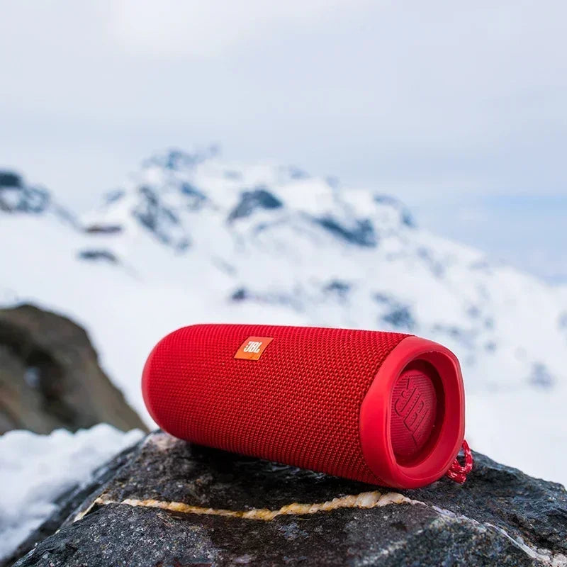 Caixa de som JBL Flip 5 Bluetooth – modelo Flip5 Mini, portátil, à prova d’água, sem fio, com graves potentes, som estéreo, ideal para música, viagens, festas e uso ao ar livre.