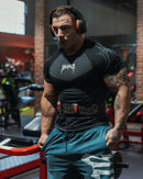 Camiseta masculina de manga curta – modelo 2025 para primavera e outono, estilo fitness, de secagem rápida, respirável, elástica e com ajuste justo ao corpo.